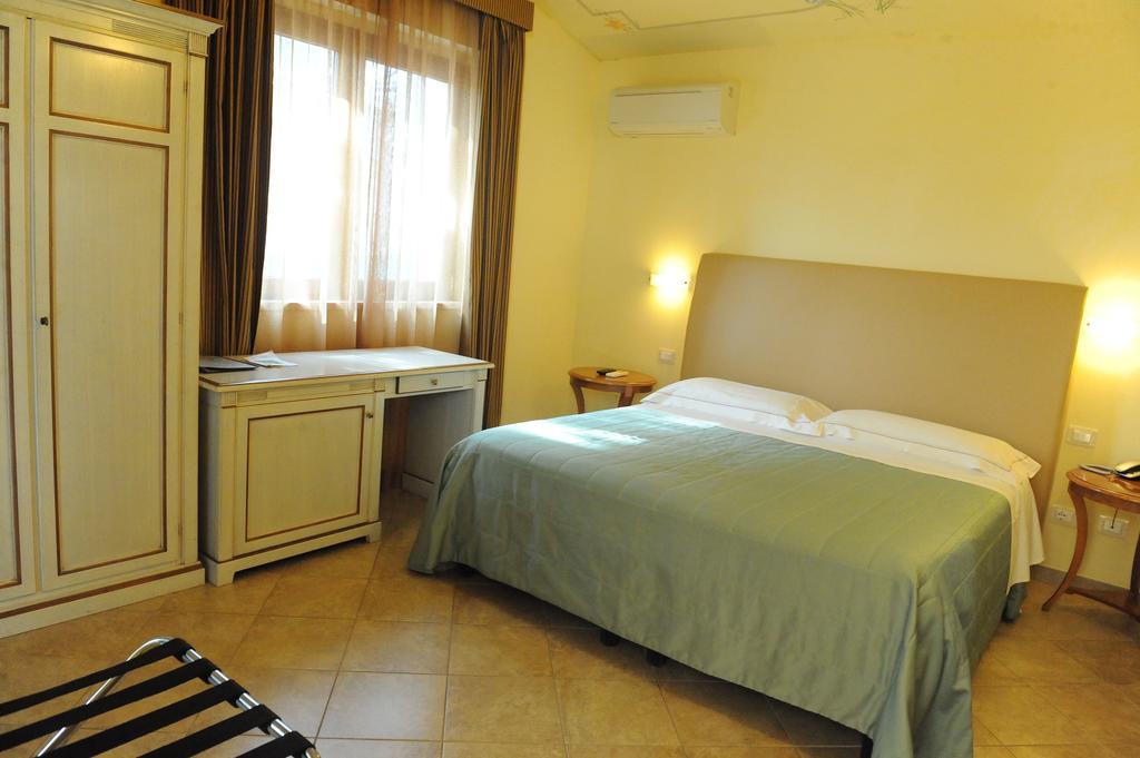 Hotel Saturno Fonte Pura Saturnia Pokoj fotografie